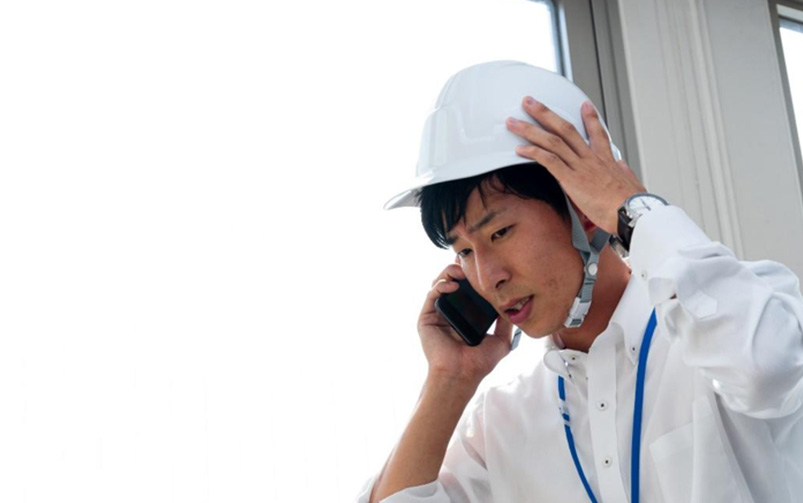 記事サムネイル画像:安否確認の意味とは?安否確認をする理由や利用できるツール紹介